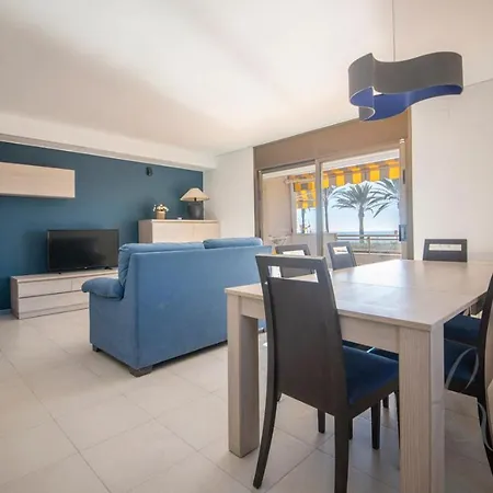 R139 Beachfront Guillem *