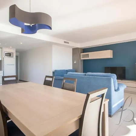 R139 Beachfront Guillem Διαμέρισμα