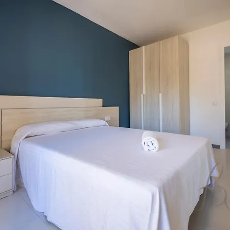 R139 Beachfront Guillem