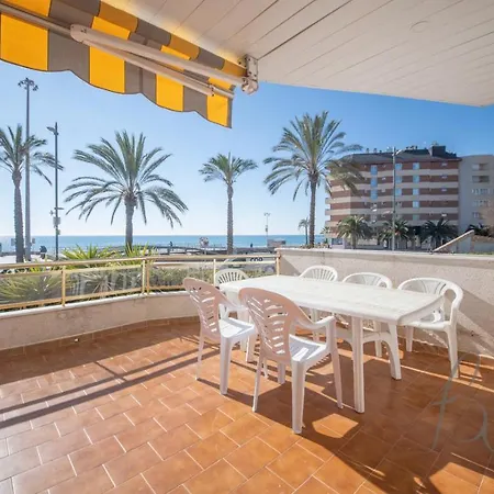 R139 Beachfront Guillem Apartmán