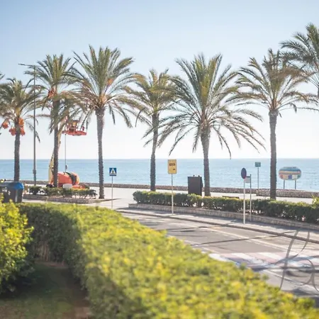 R139 Beachfront Guillem Apartmán
